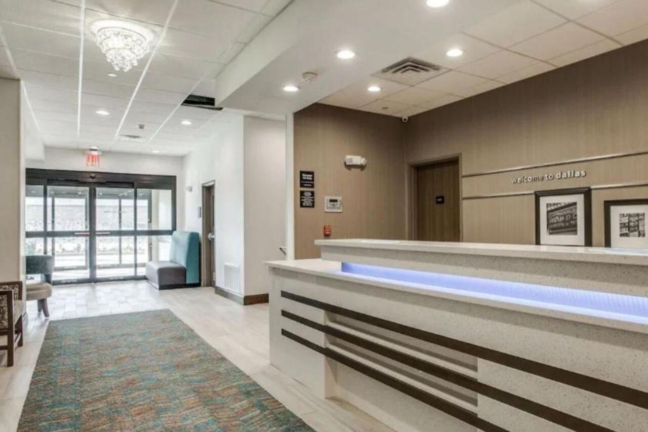 Hampton Inn & Suites Dallas-Central Expy/North Park Area Kültér fotó