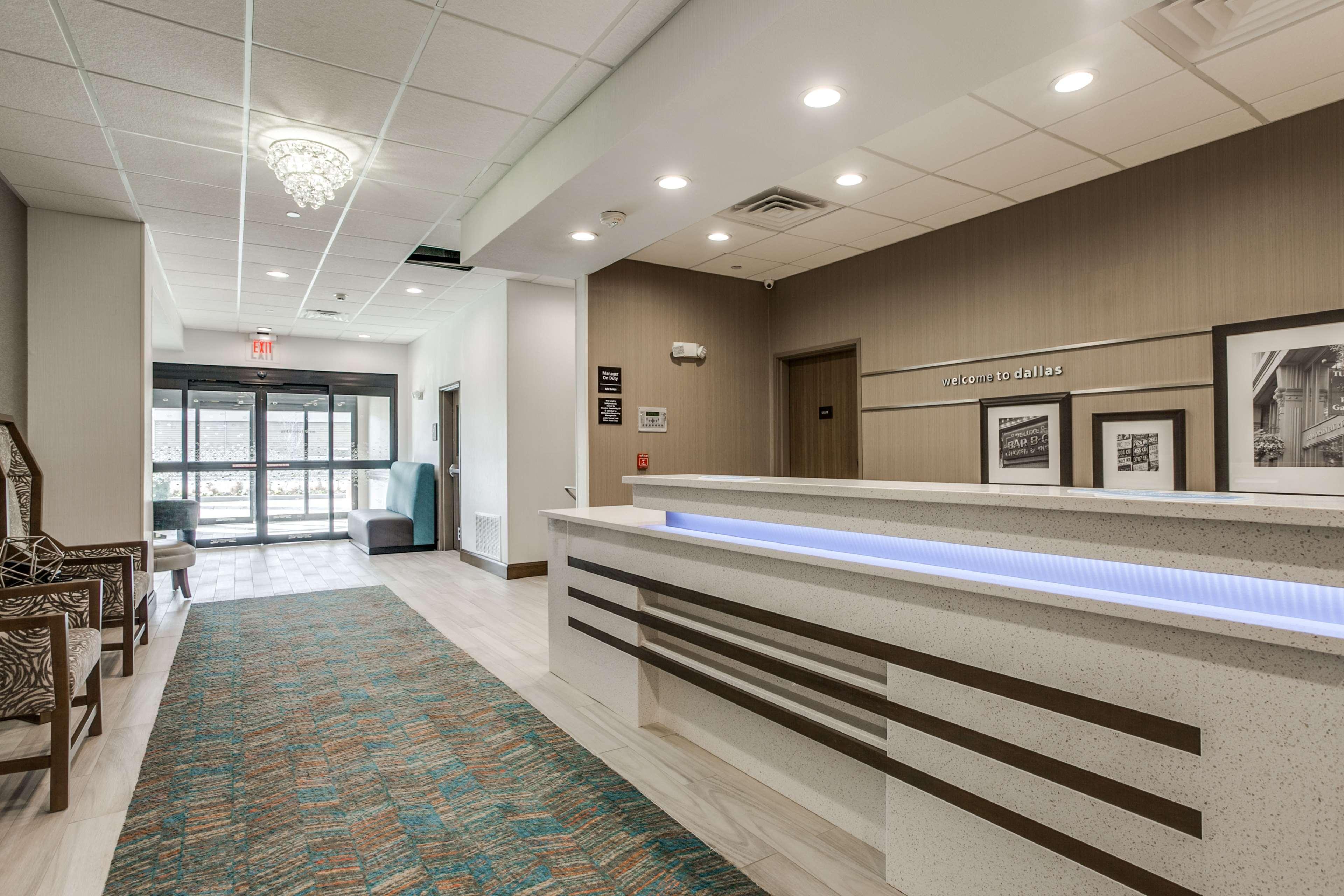 Hampton Inn & Suites Dallas-Central Expy/North Park Area Kültér fotó