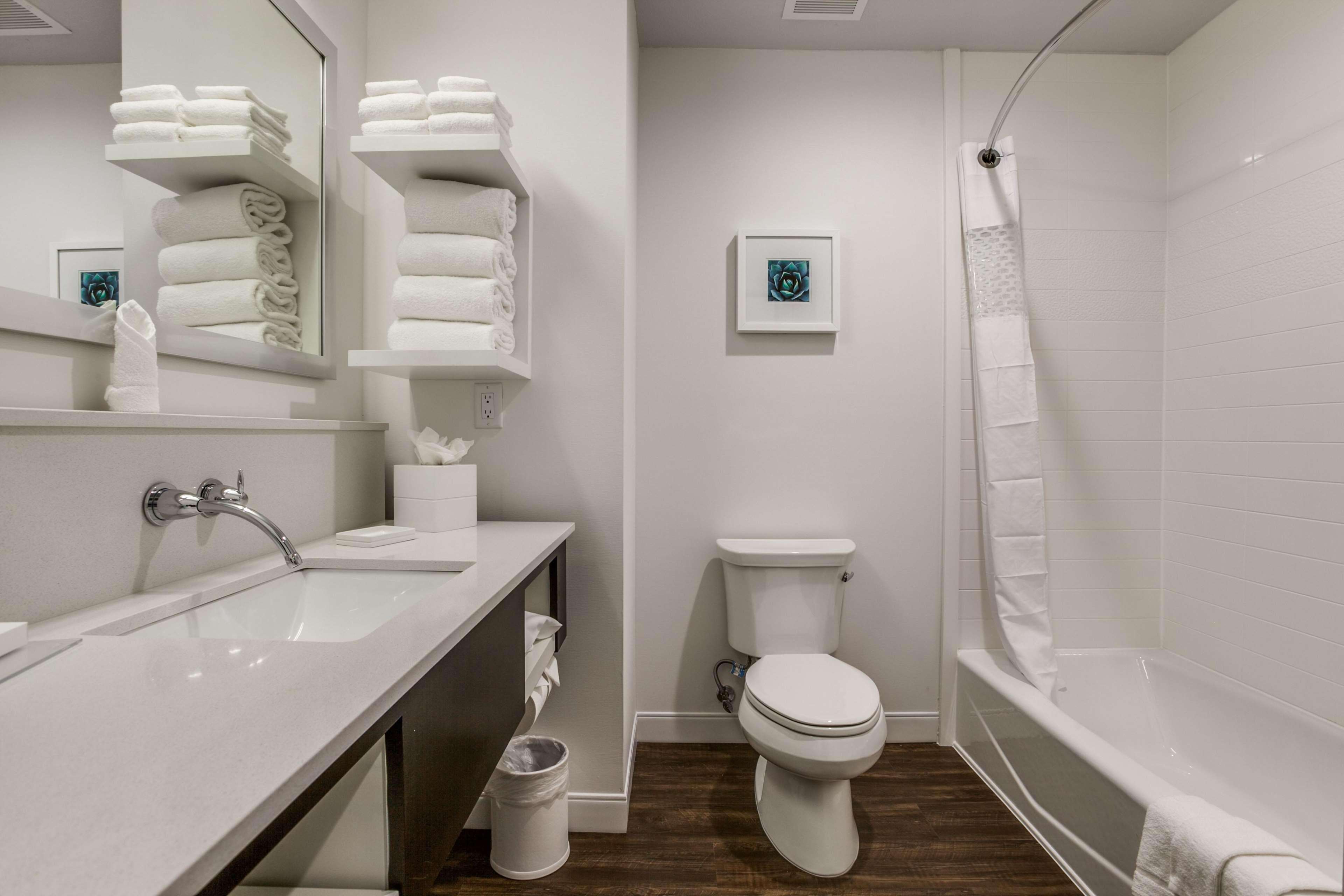 Hampton Inn & Suites Dallas-Central Expy/North Park Area Kültér fotó