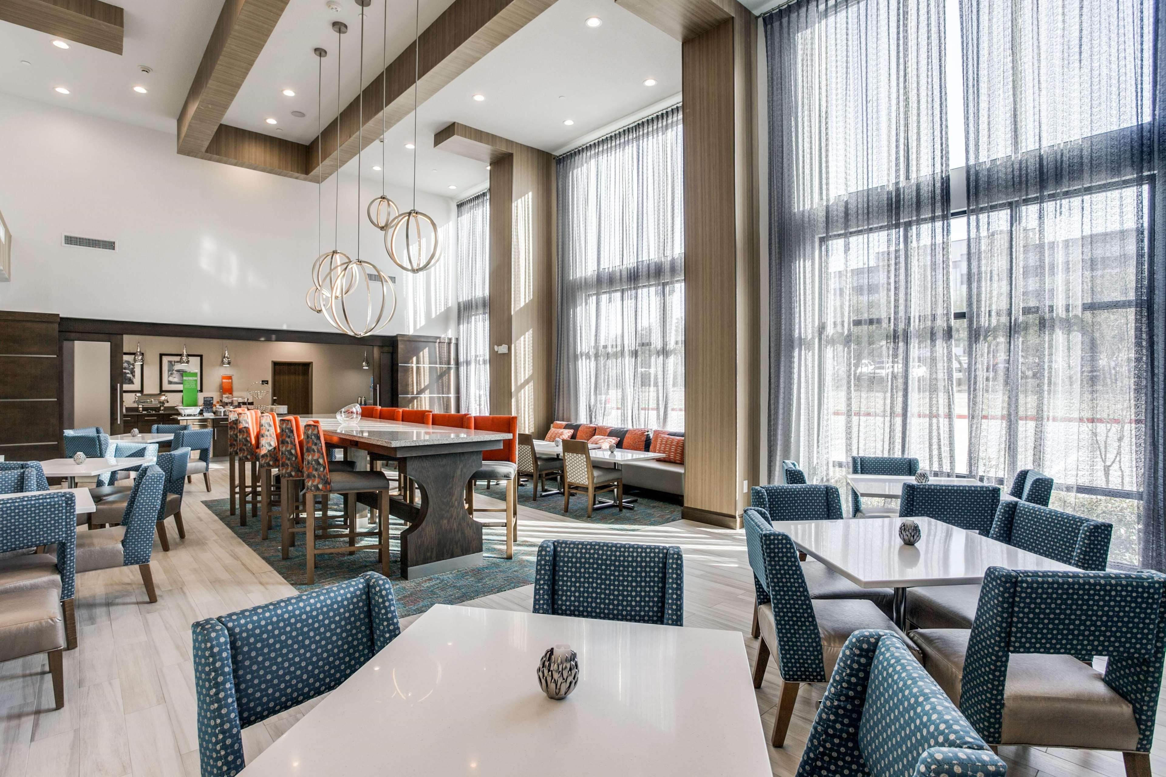 Hampton Inn & Suites Dallas-Central Expy/North Park Area Kültér fotó