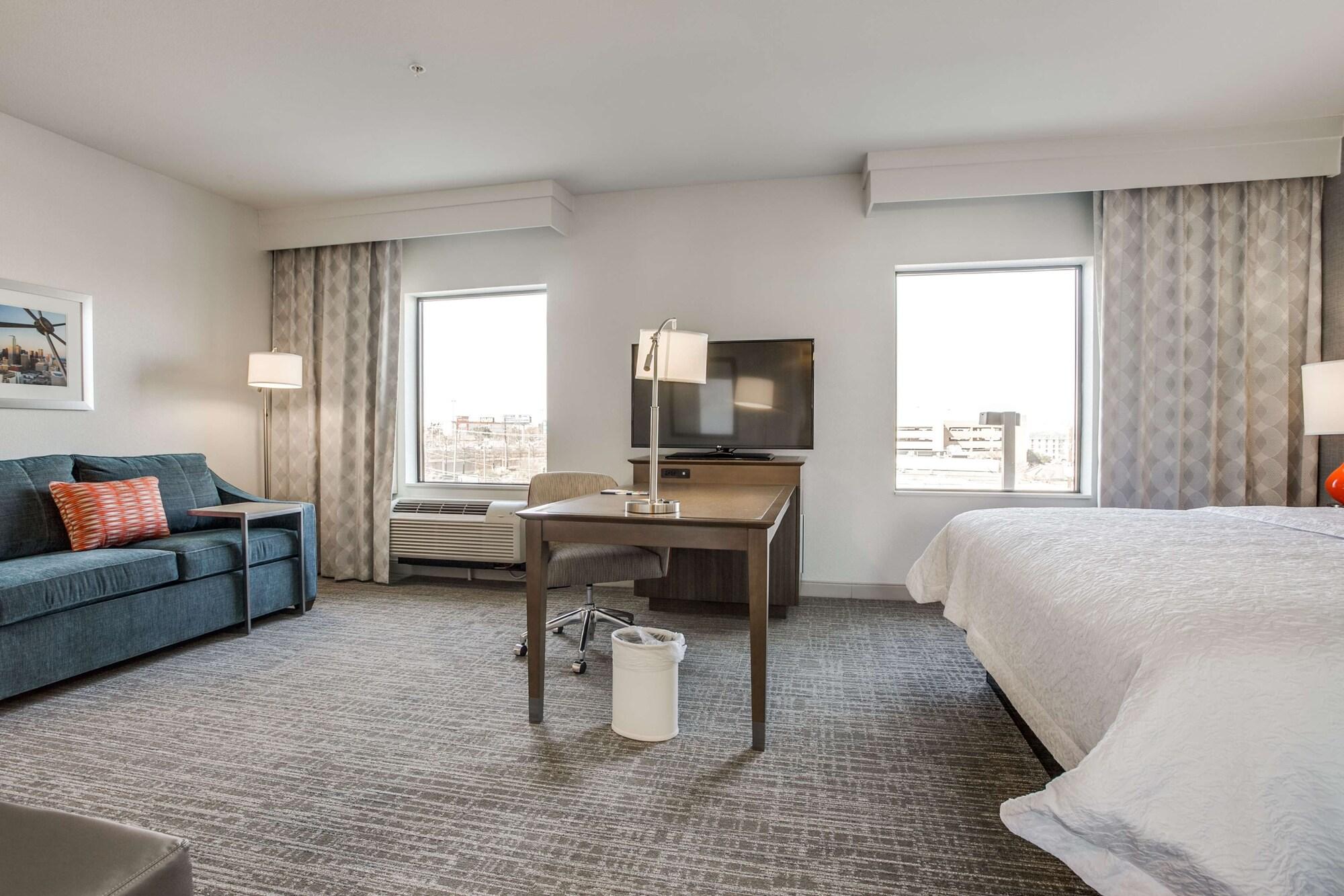 Hampton Inn & Suites Dallas-Central Expy/North Park Area Kültér fotó