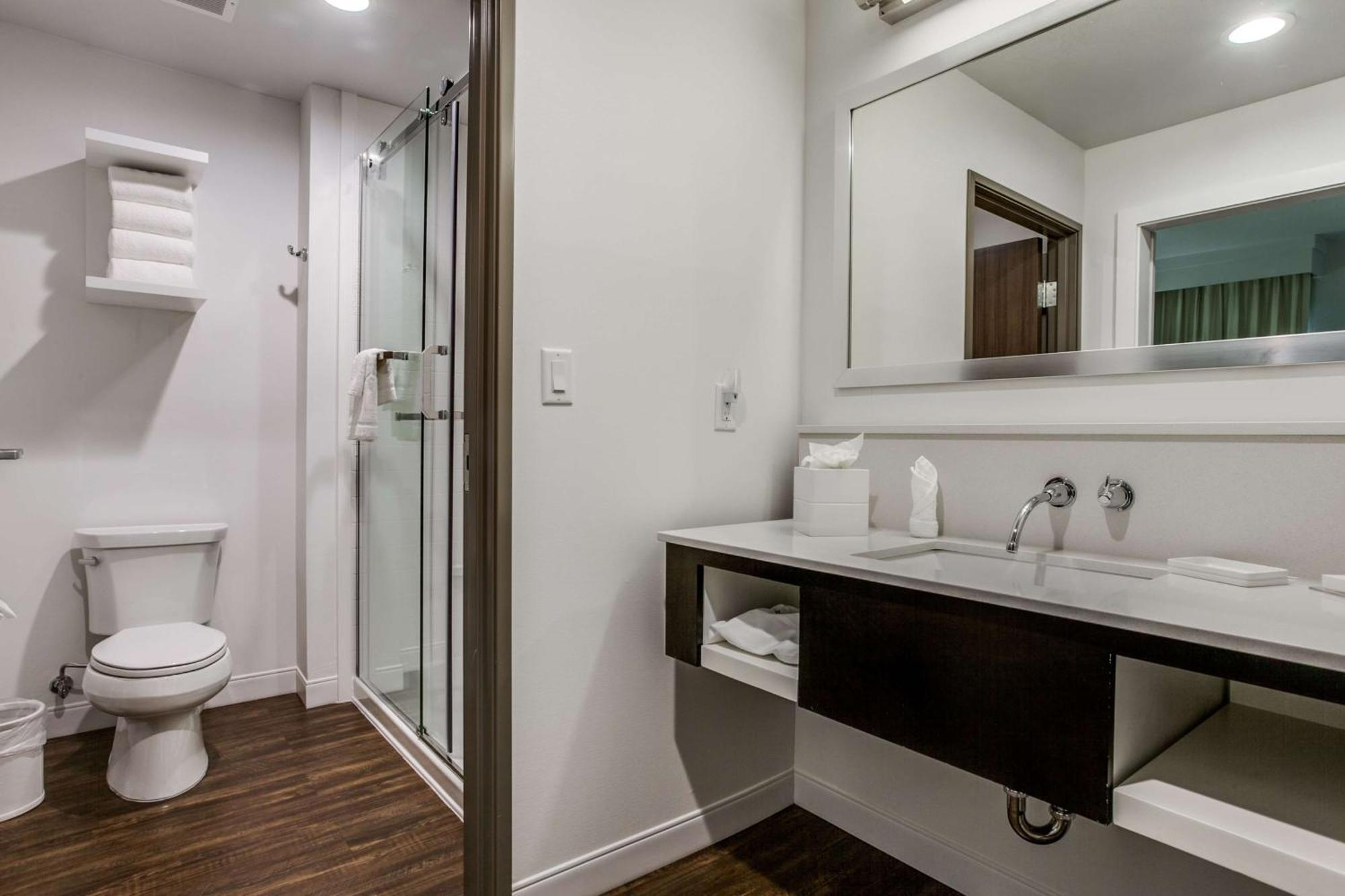 Hampton Inn & Suites Dallas-Central Expy/North Park Area Kültér fotó