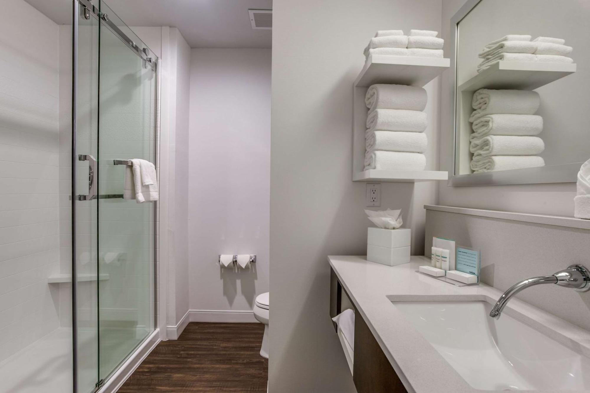Hampton Inn & Suites Dallas-Central Expy/North Park Area Kültér fotó